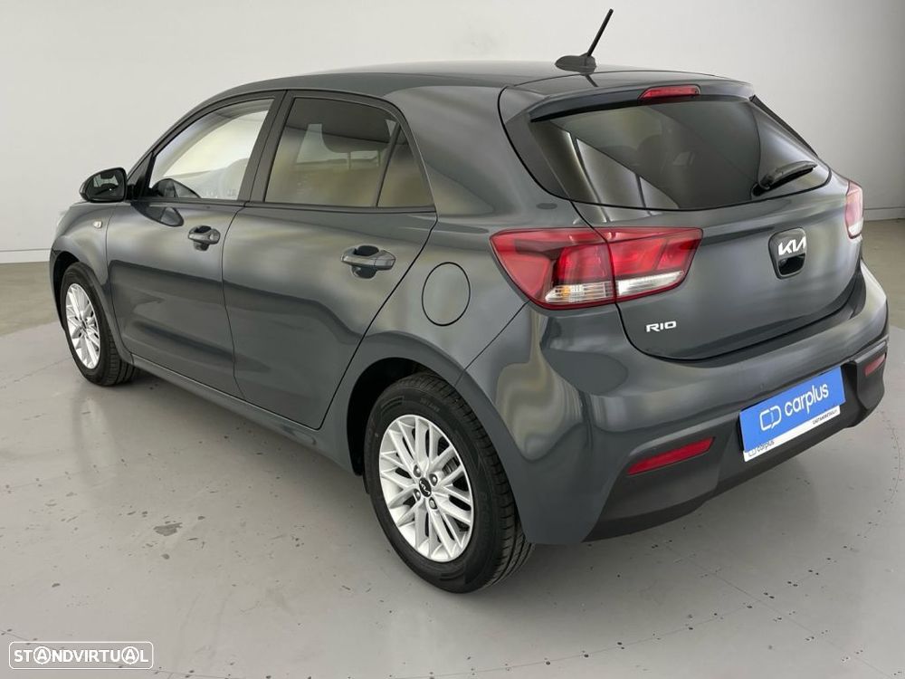Kia Rio 1.2 CVVT Dynamic - 24