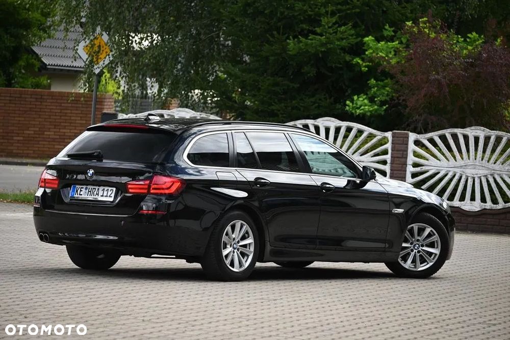 BMW Seria 5 520d Touring Luxury Line - 14