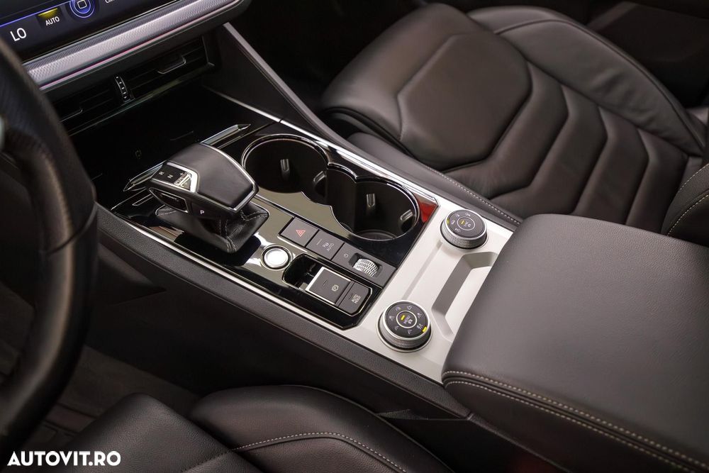Volkswagen Touareg V6 TSI eHybrid PHEV R - 30