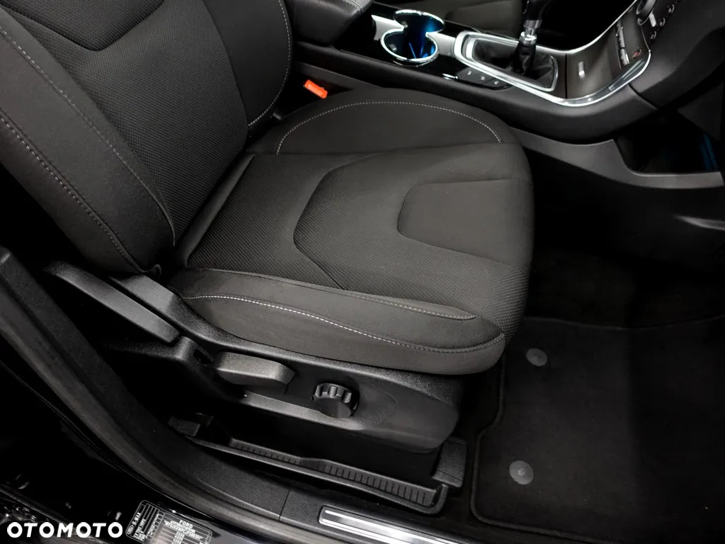 Ford S-Max 2.0 TDCi Titanium - 13