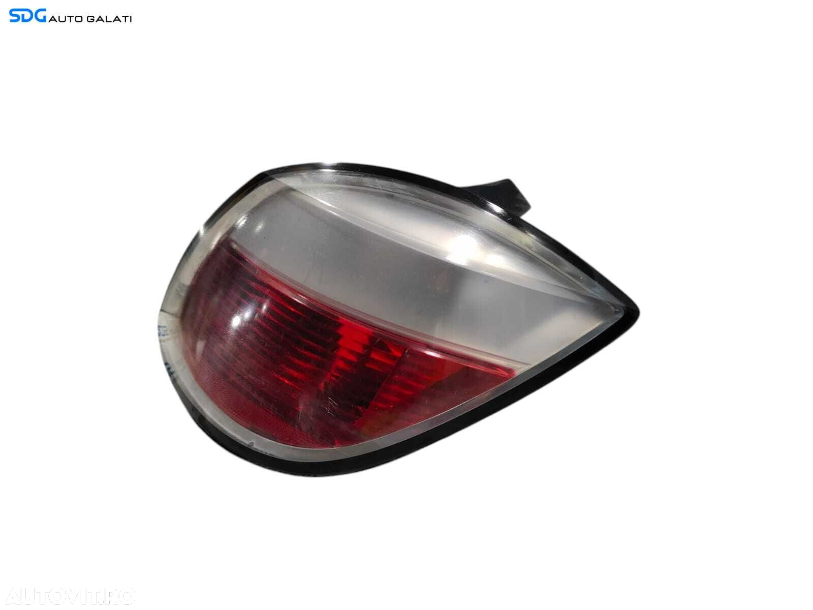 Stop Lampa Tripla Dreapta Opel Astra H Hatchback Scurt 2004 - 2010 [L5300] - 2