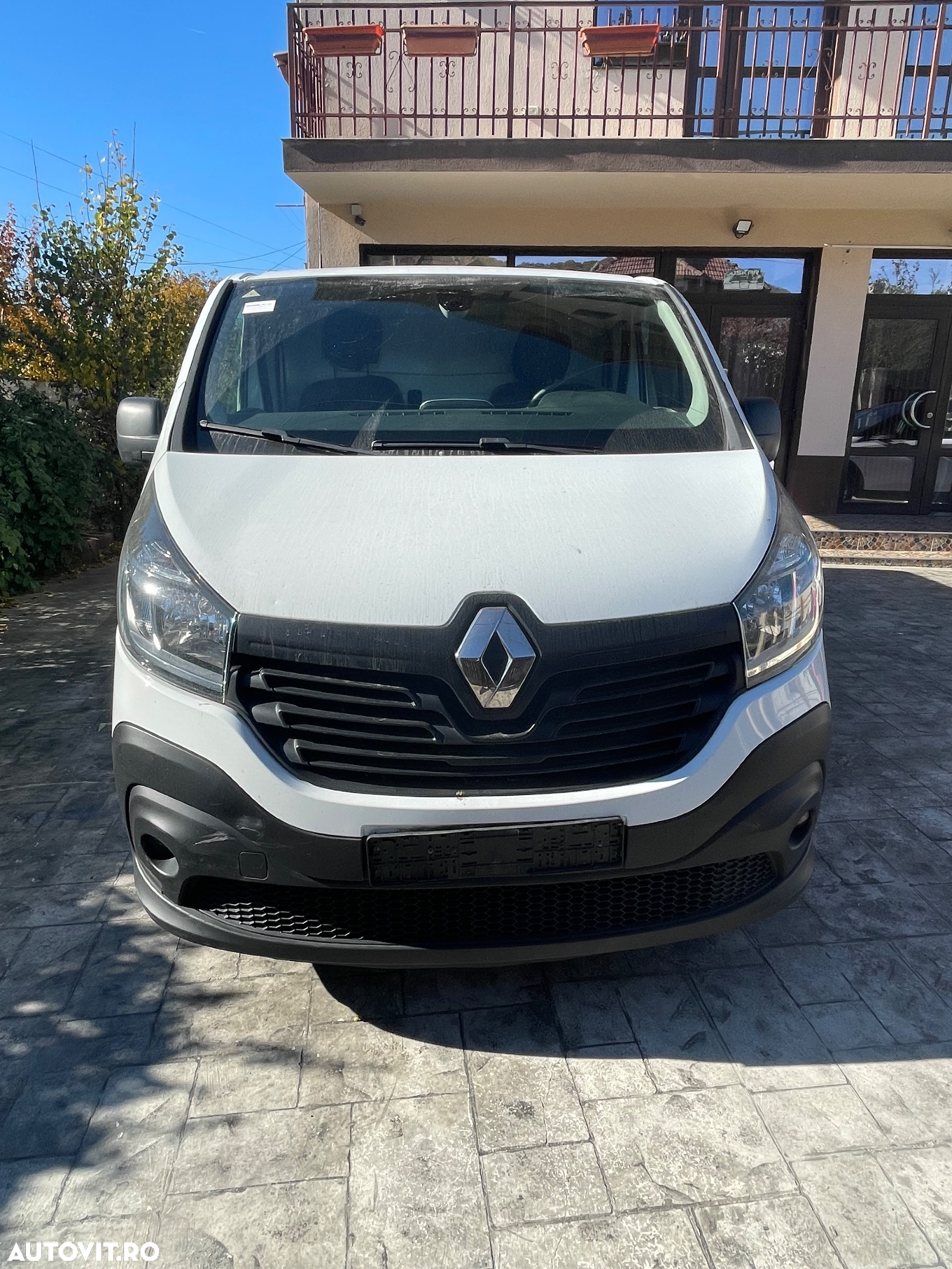 Renault Trafic - 2