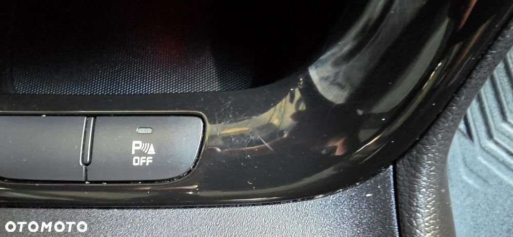 Kia Ceed - 24