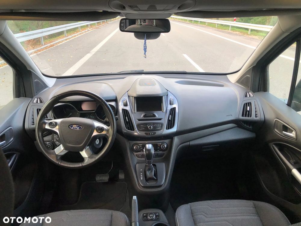 Ford Transit Connect - 12