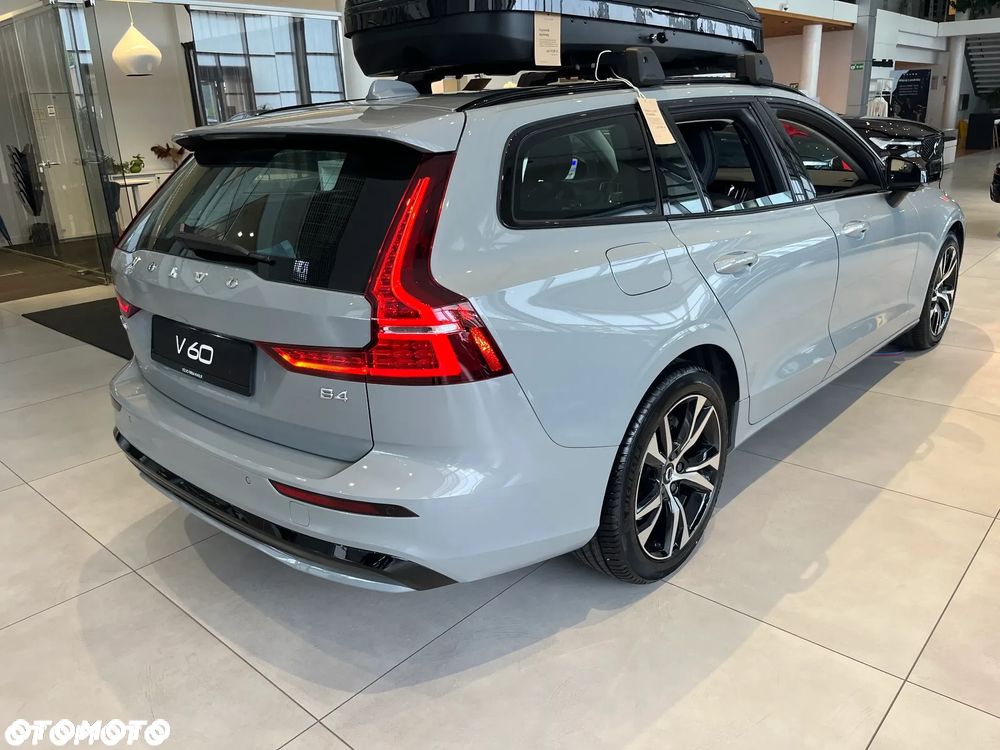 Volvo V60 B4 B Plus Dark - 5