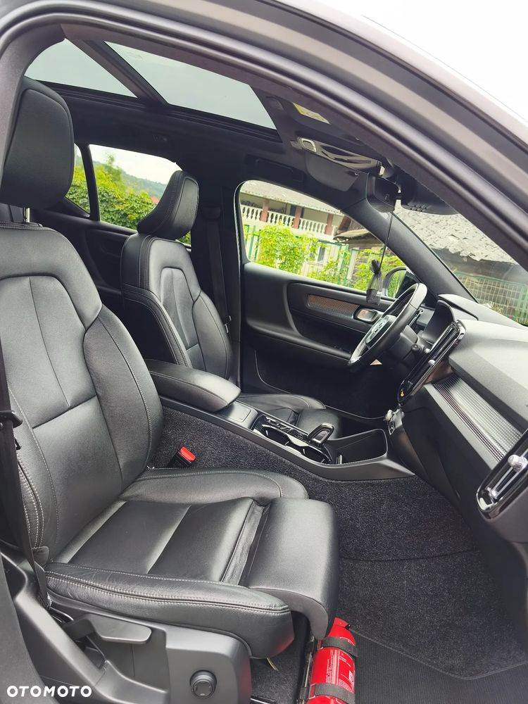Volvo XC 40 D3 R-Design - 24