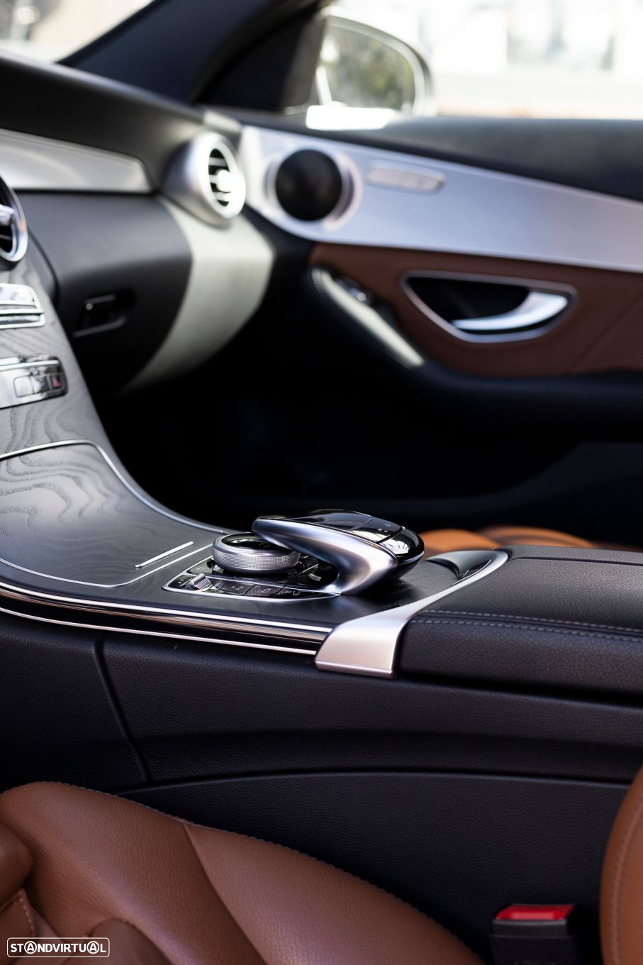 Mercedes-Benz C 300 de AMG Line - 18