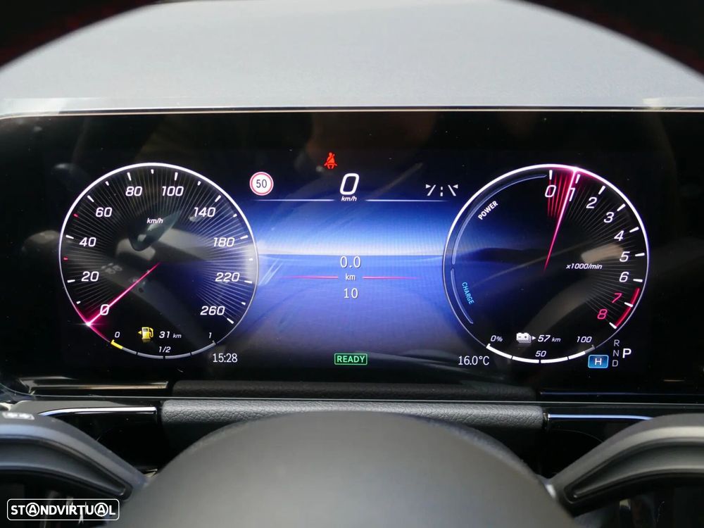 Mercedes-Benz GLA 250 e AMG Line - 18