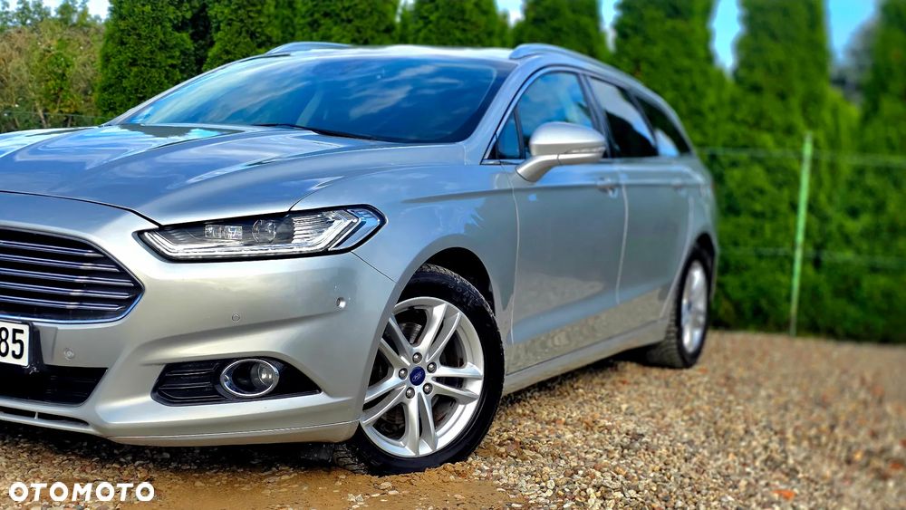 Ford Mondeo - 36