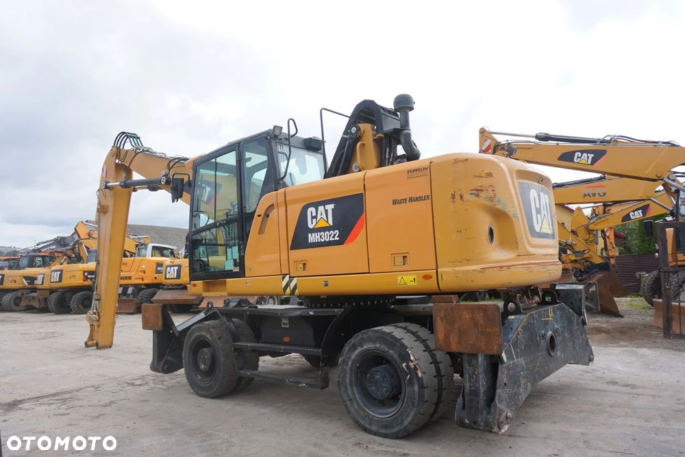 Caterpillar CAT MH 3022 - 5