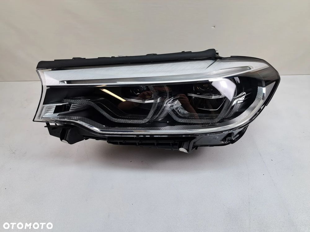 BMW G30 G31 FULL LED ADAPTIVE 8499121-03 LEWA LAMPA LAMPY - 1