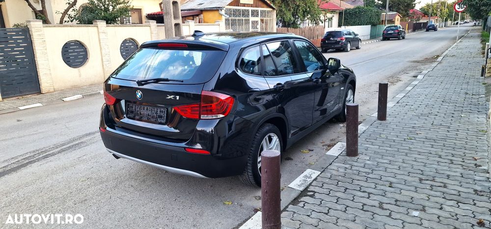 BMW X1 sDrive18d Sport Line - 3