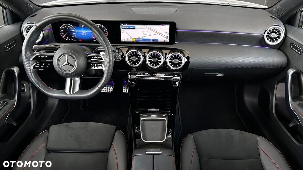 Mercedes-Benz Klasa A 200 AMG Line 7G-DCT - 14