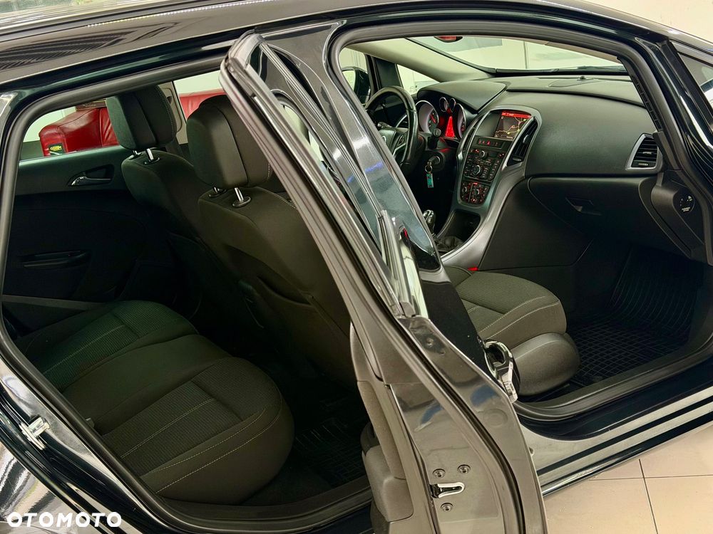 Opel Astra - 18