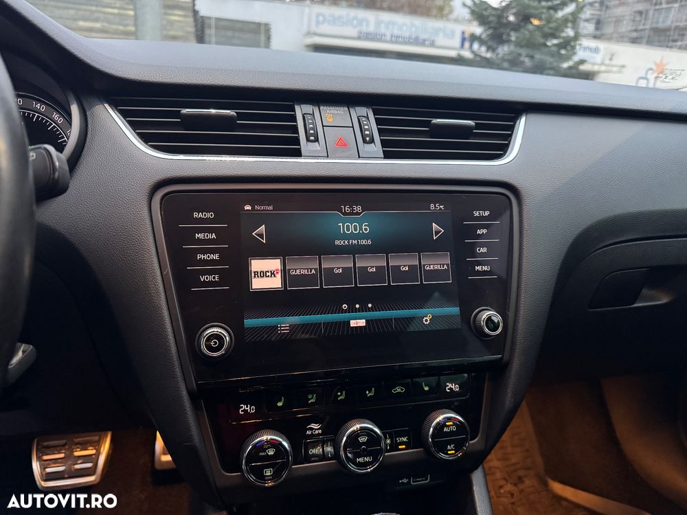 Skoda Octavia Combi Diesel 2.0 TDI 4X4 DSG Scout - 13