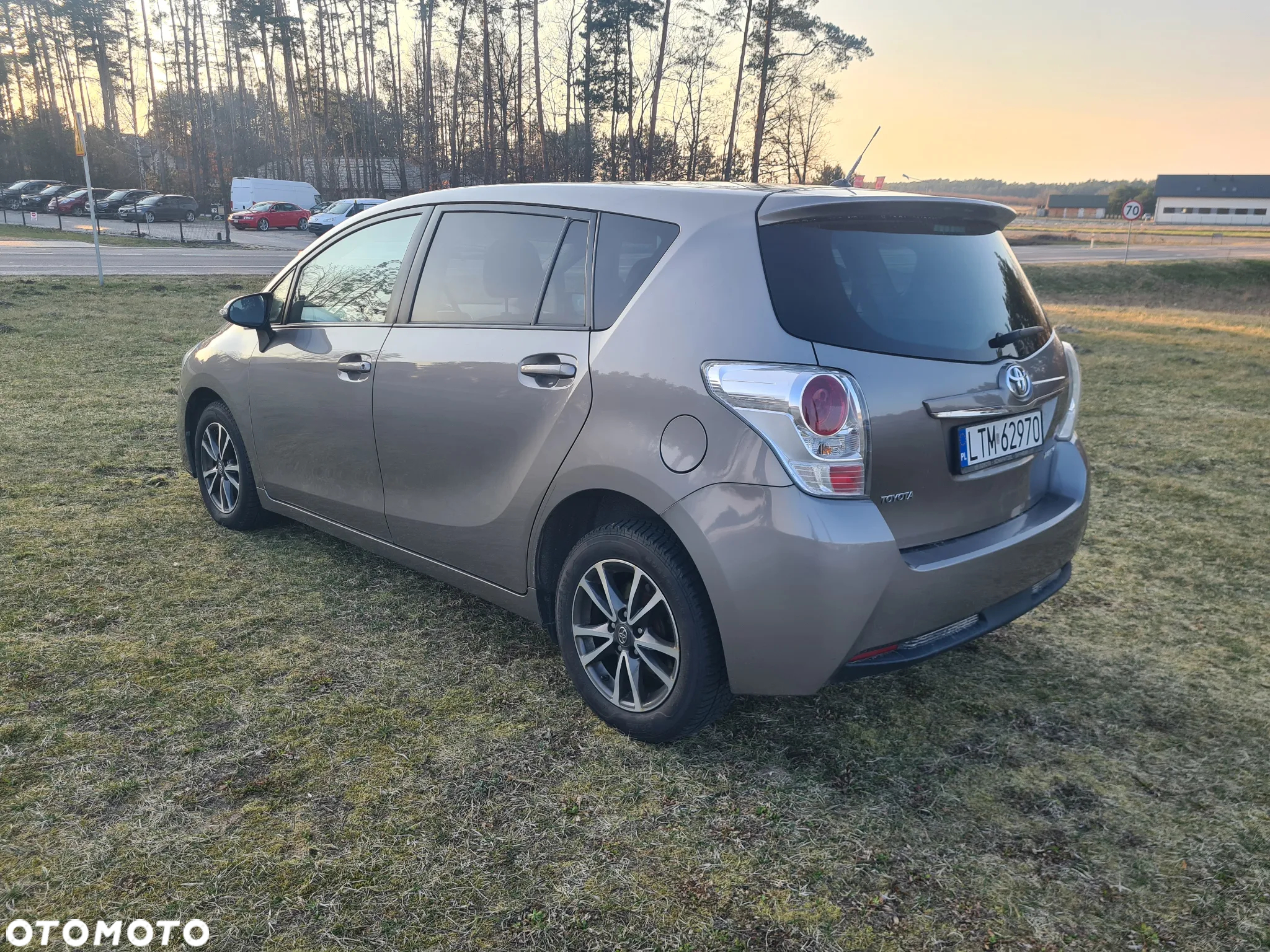 Toyota Verso 1.6 D-4D 5-Sitzer Start/Stop Skyview Edition - 4