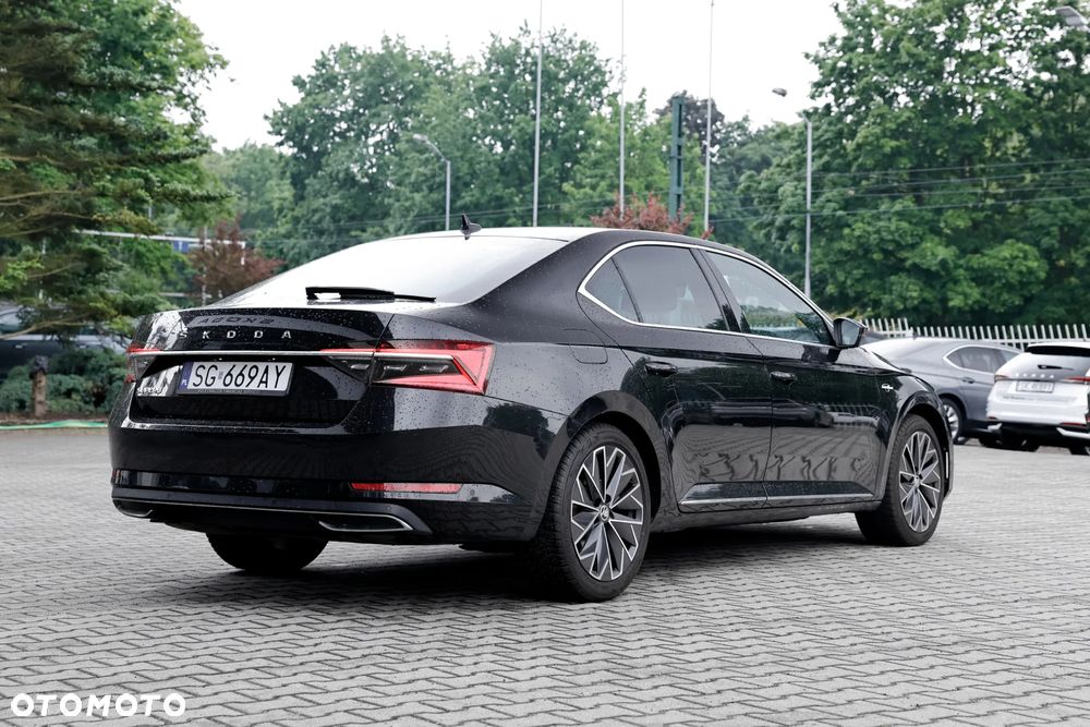 Skoda Superb 2.0 TDI SCR L&K DSG - 8