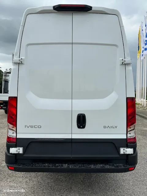 Iveco DAILY 35C18V (3.0cc 180cv) 16m3 - 3