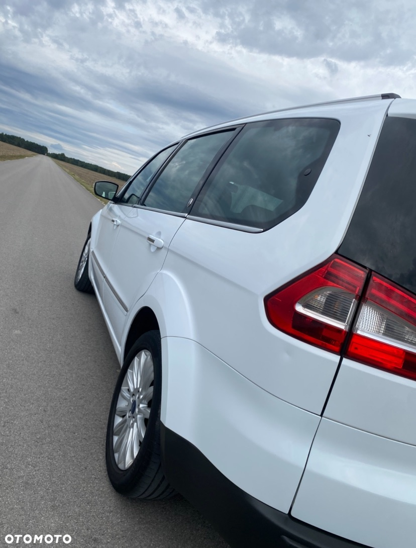 Ford Galaxy 2.0 TDCi Ghia - 4