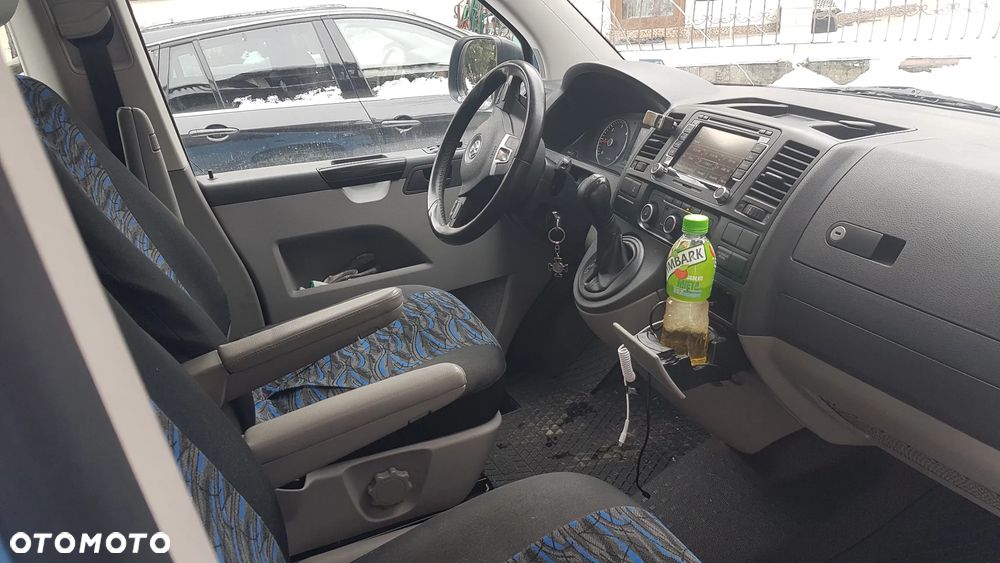 Volkswagen Transporter Caravelle Lang DSG Comfortline - 13