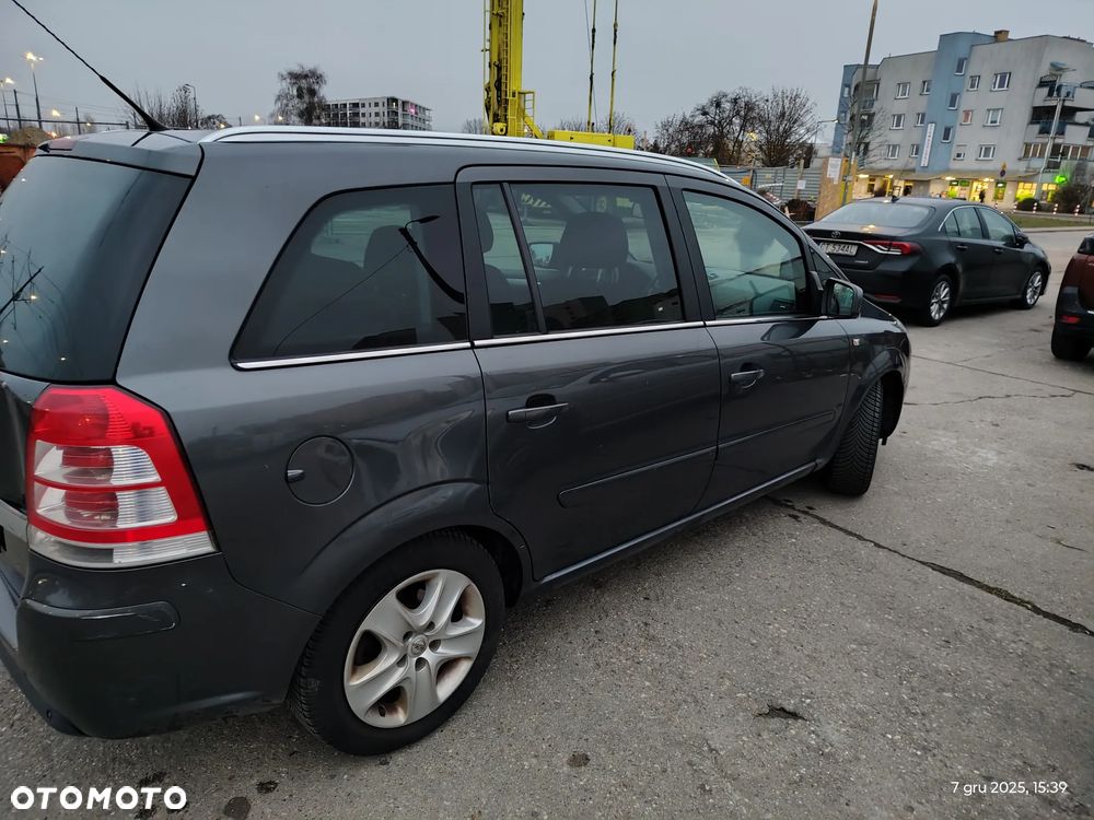 Opel Zafira 1.8 Edition 111 Jahre - 4