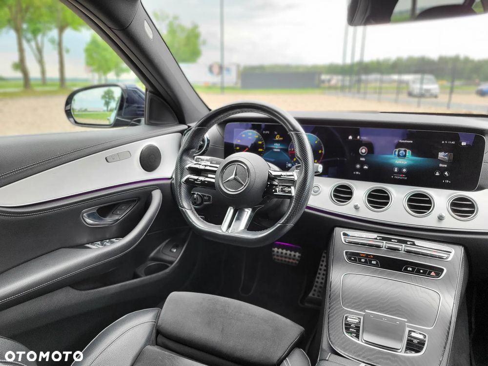 Mercedes-Benz Klasa E 220 d 4-Matic AMG - 13