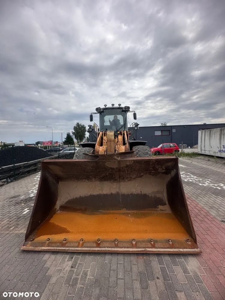 Liebherr L566 - 1