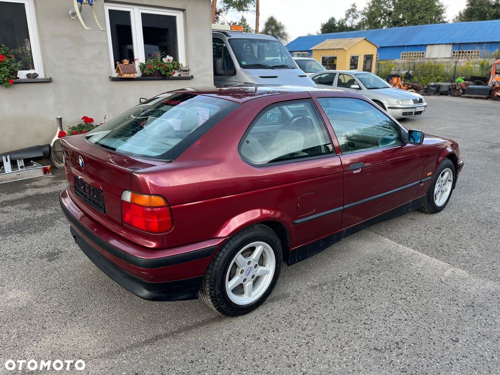 BMW Seria 3 316i - 5