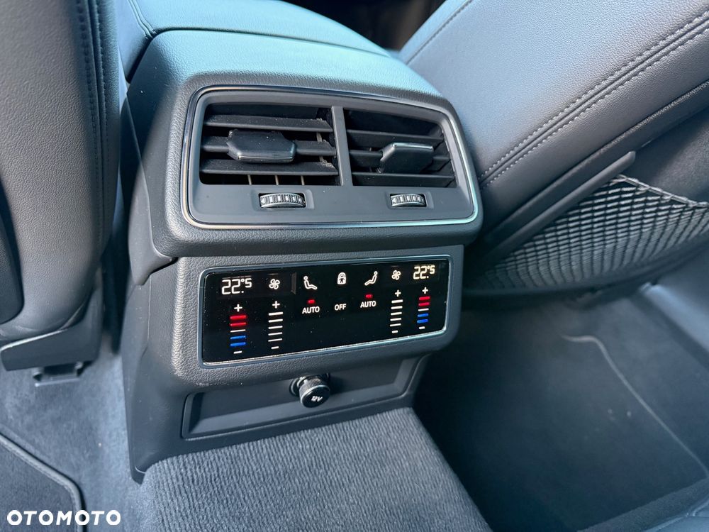 Audi A6 Avant 40 TDI quattro S tronic design - 17