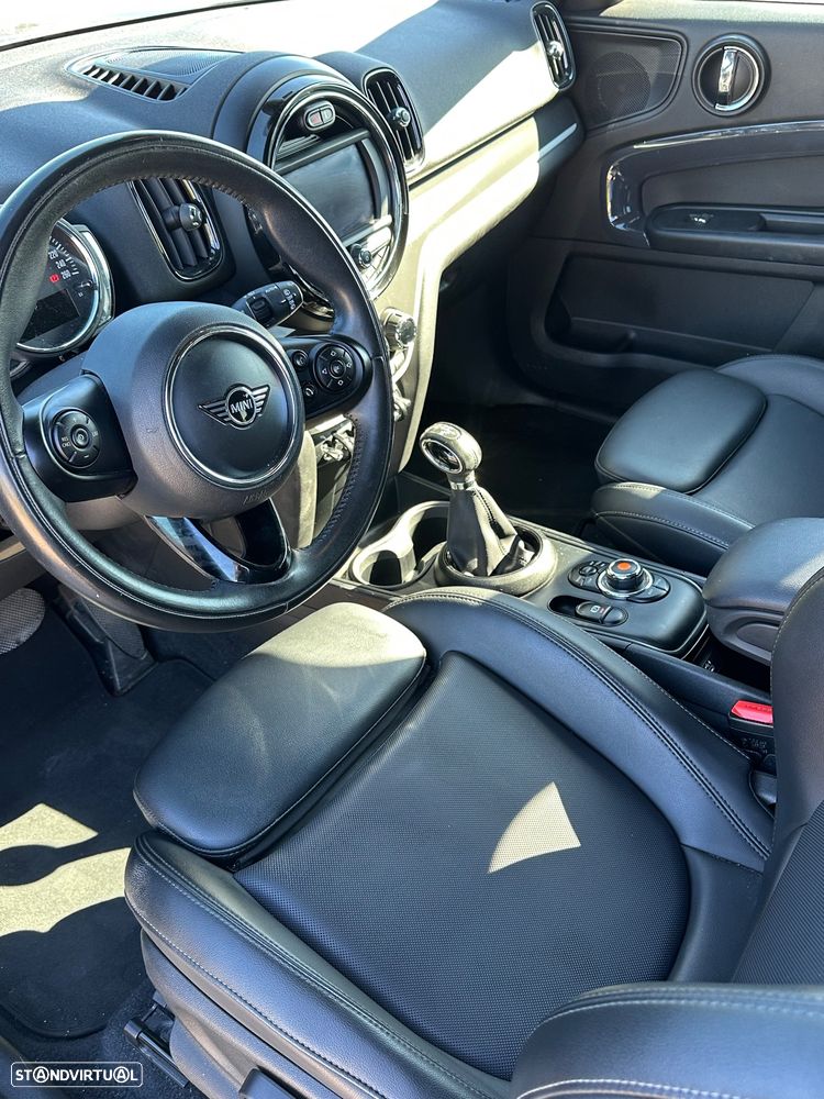 MINI Countryman Cooper SE ALL4 Auto - 9