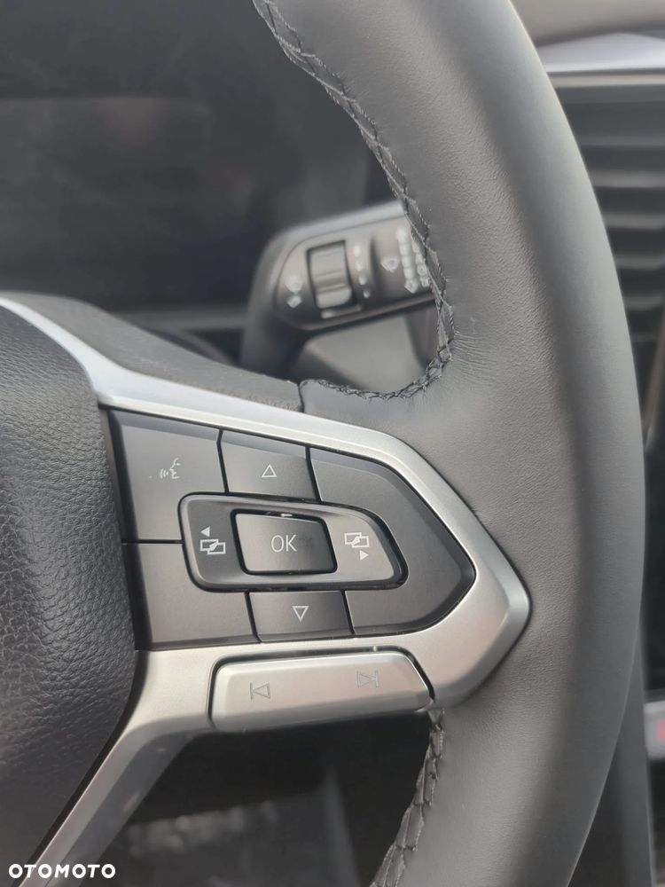 Volkswagen Amarok - 15
