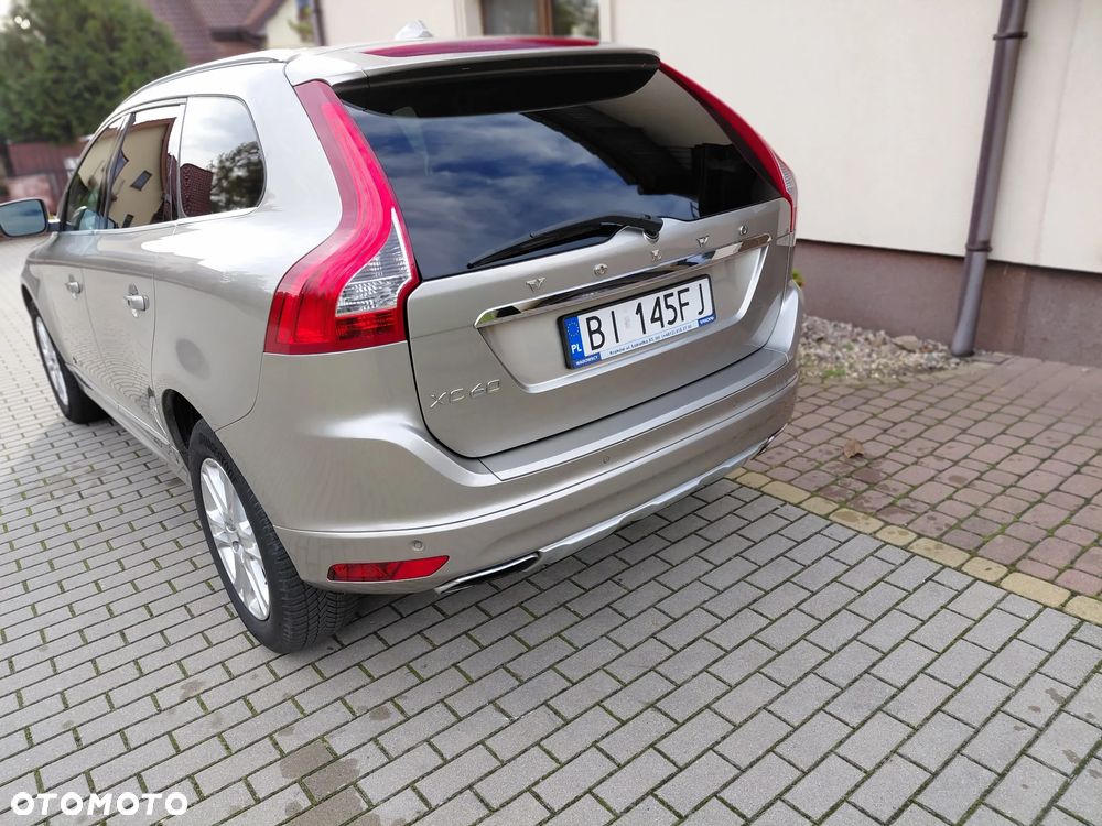 Volvo XC 60 T5 Drive-E Summum - 4