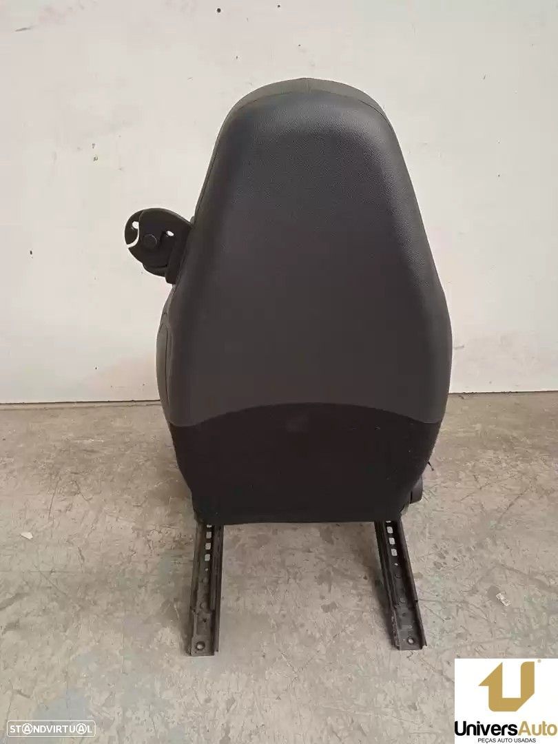 BANCO FRONTAL ESQUERDO SMART FORTWO COUPÉ 2015 - - 1