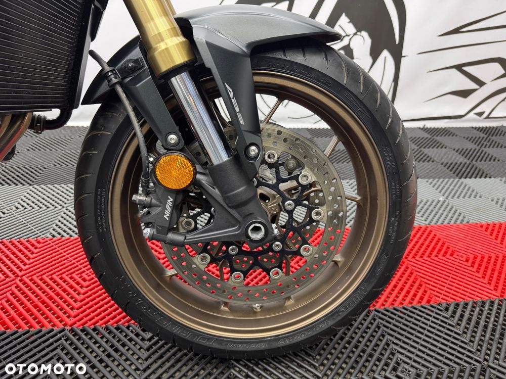 Honda CB - 35