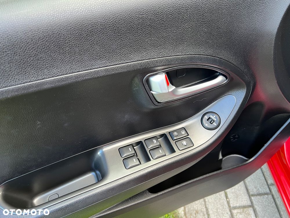 Kia Picanto 1.0 Dream Team Edition - 22