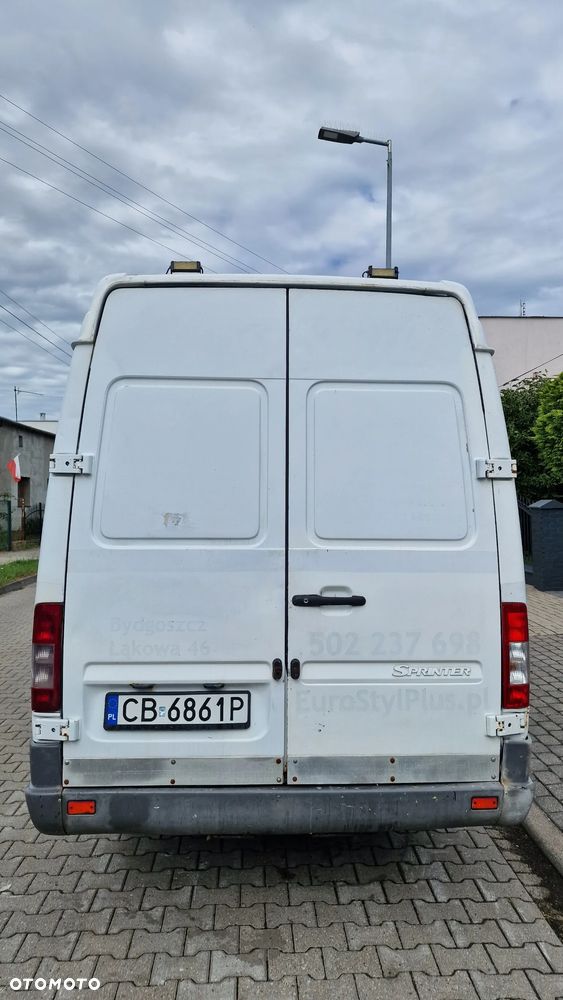 Mercedes-Benz Sprinter - 3