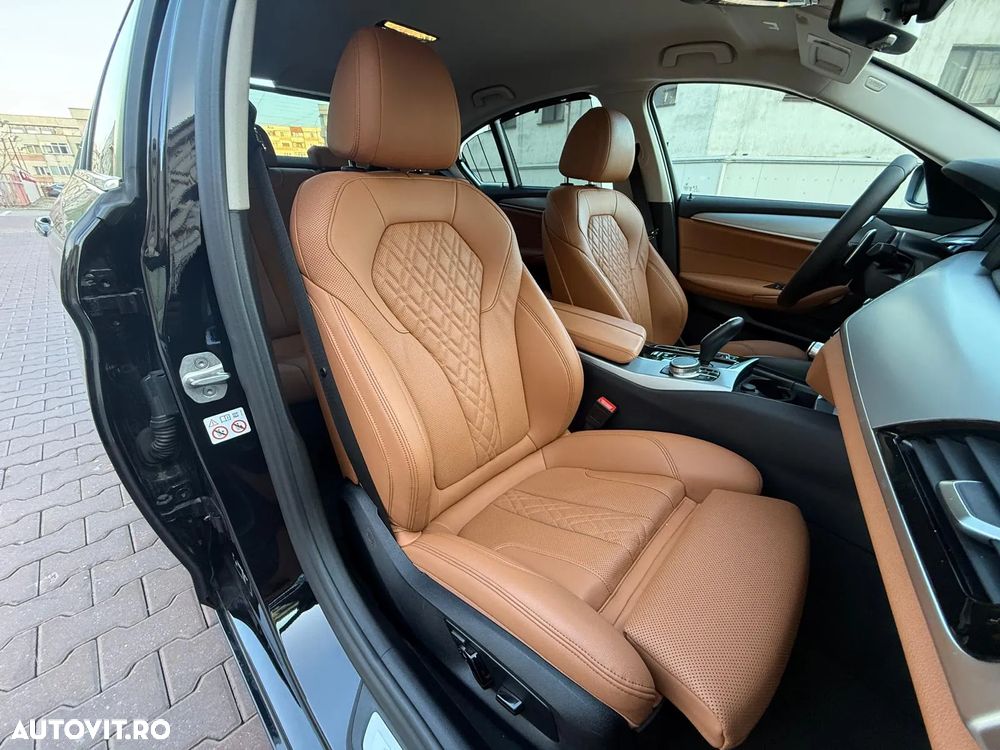 BMW Seria 5 520d Aut. Sport Line - 30
