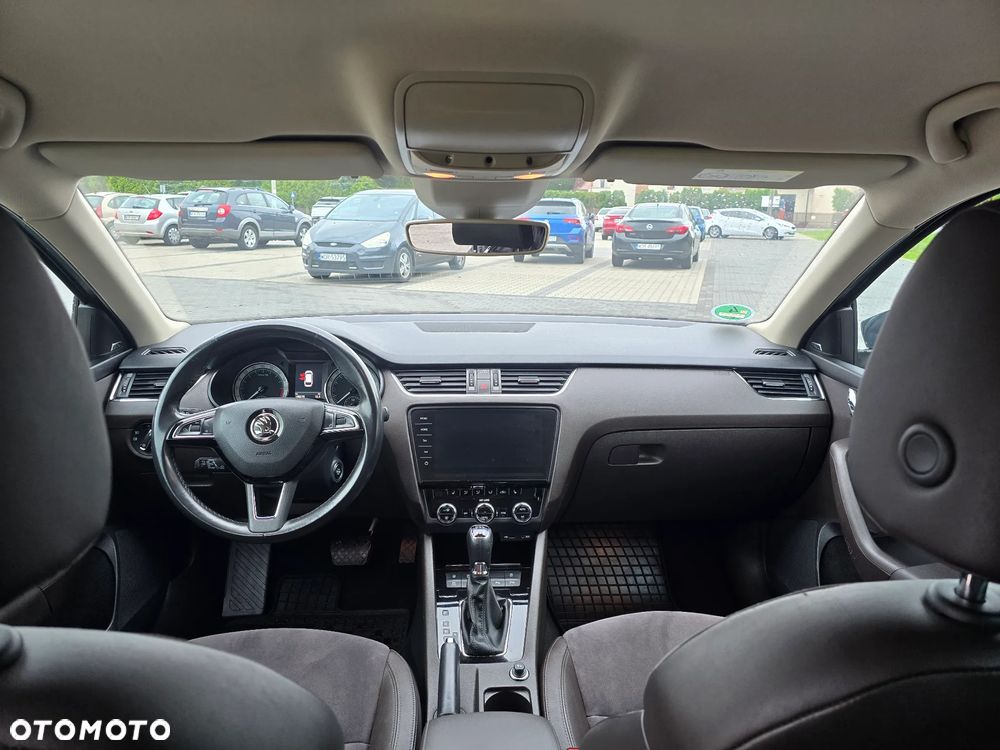 Skoda Octavia 2.0 TDI 4x4 DSG L&K - 27
