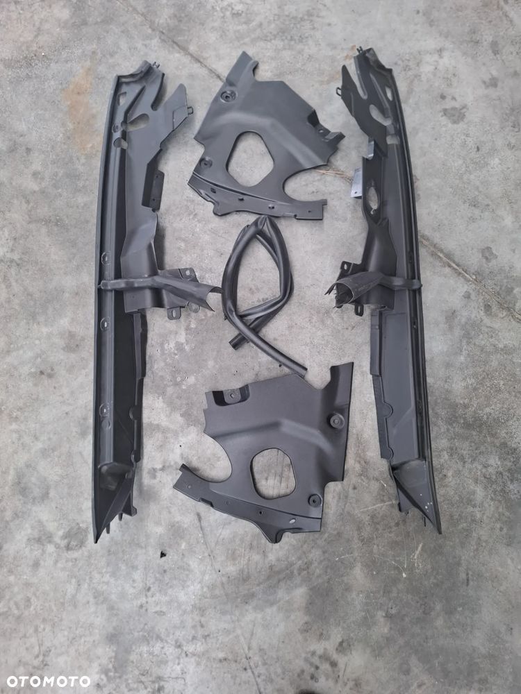 BMW X4 G02 oslony blotnik pas pod maska - 1