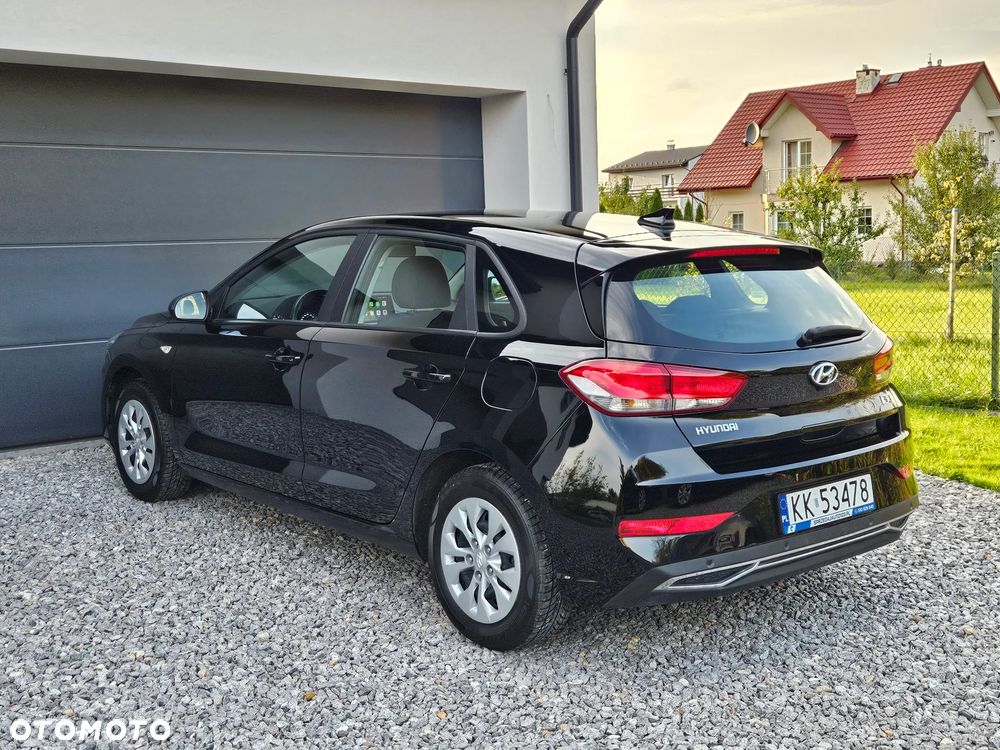 Hyundai i30 1.5 DPI Classic + - 4