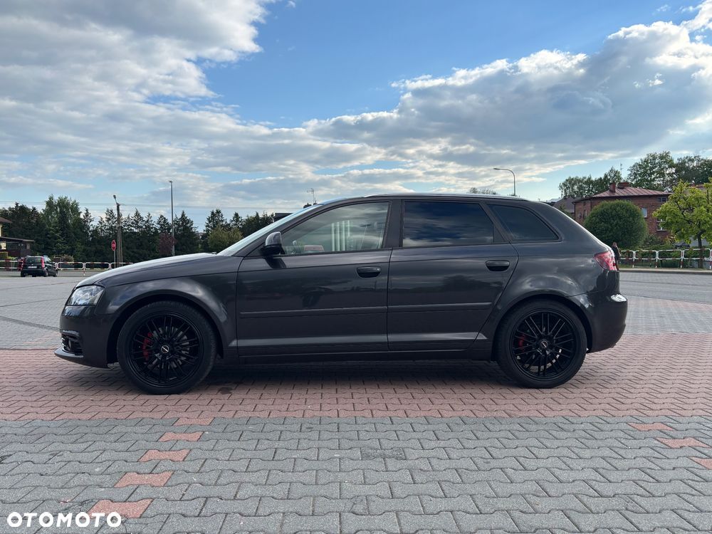 Audi A3 Sportback 1.8 TFSI S line Sportpaket - 4