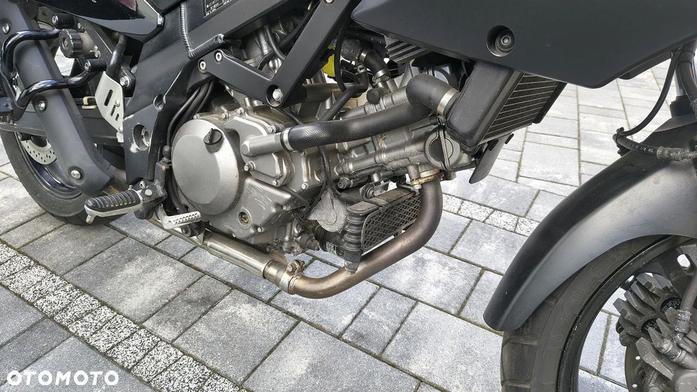 Suzuki V-STROM - 6