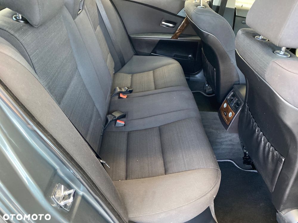 BMW Seria 5 - 16