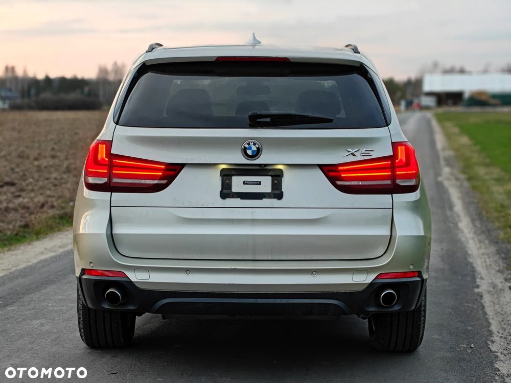BMW X5 xDrive35i Edition Exclusive - 6