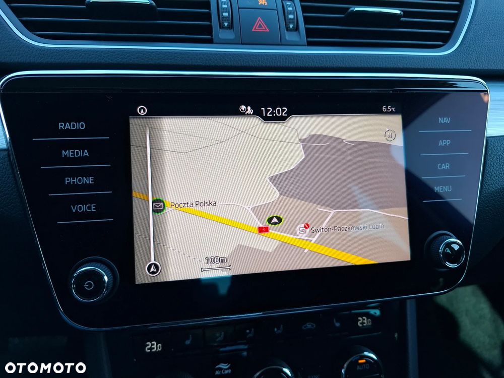 Skoda Superb 2.0 TDI Ambition DSG7 - 21