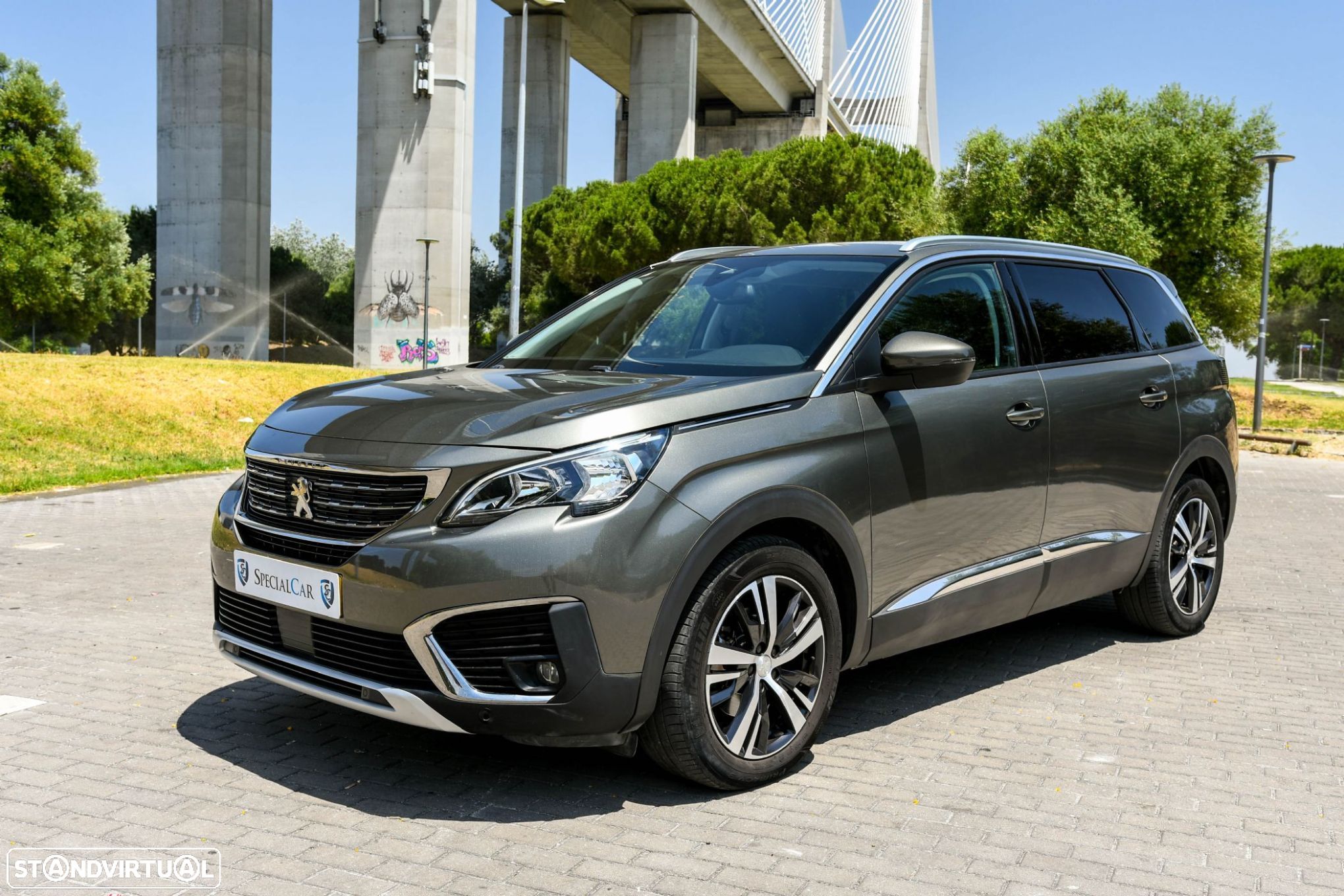 Peugeot 5008 1.5 BlueHDi Allure EAT8 - 1