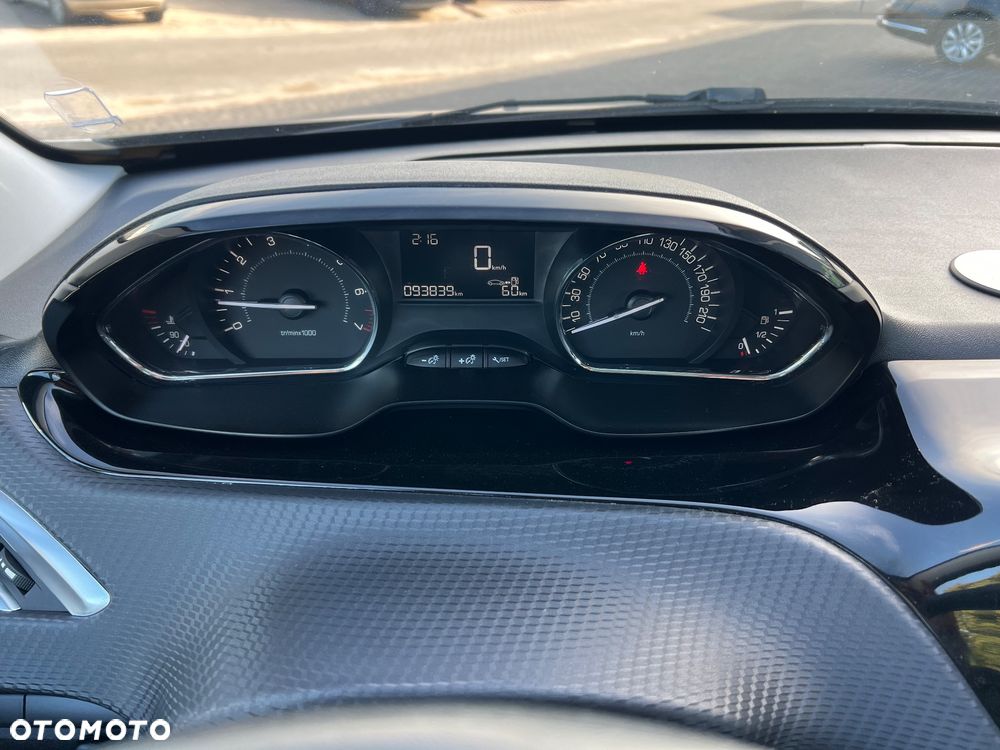 Peugeot 2008 1.2 VTi/Pure Tech Active - 27