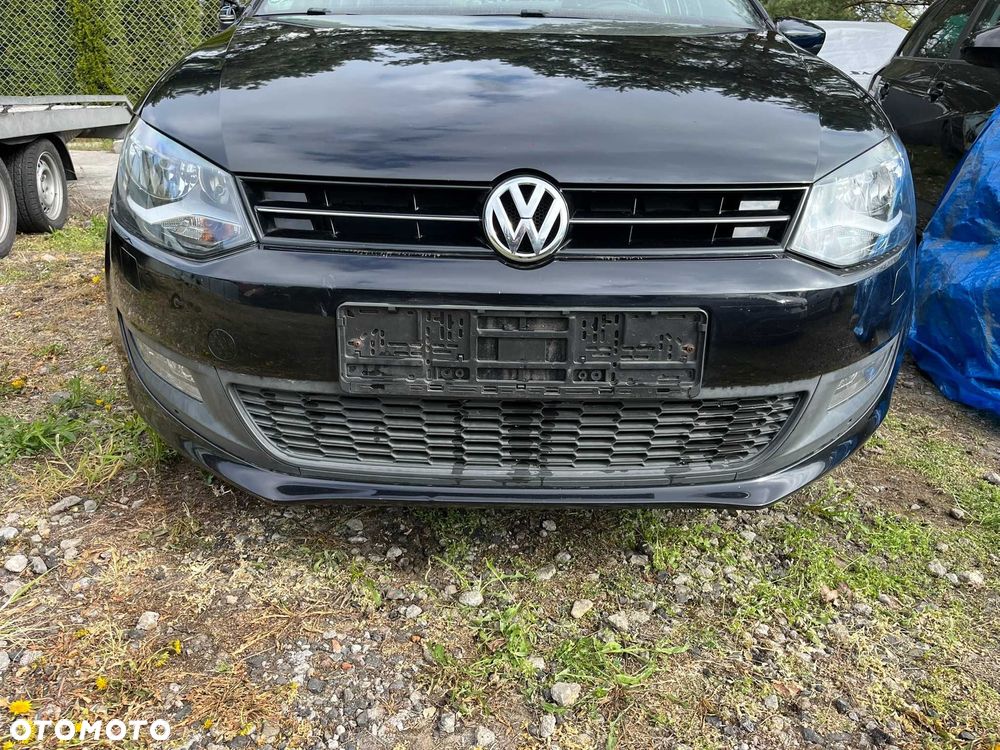 zderzak atrapa przód przedni vw polo v 5 6r0 6r 2009 -2013 lc9x kompleny spryski na lampy halogeny - 1
