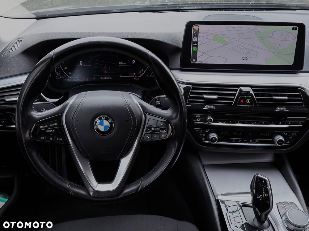 BMW Seria 5 520d MHEV - 11