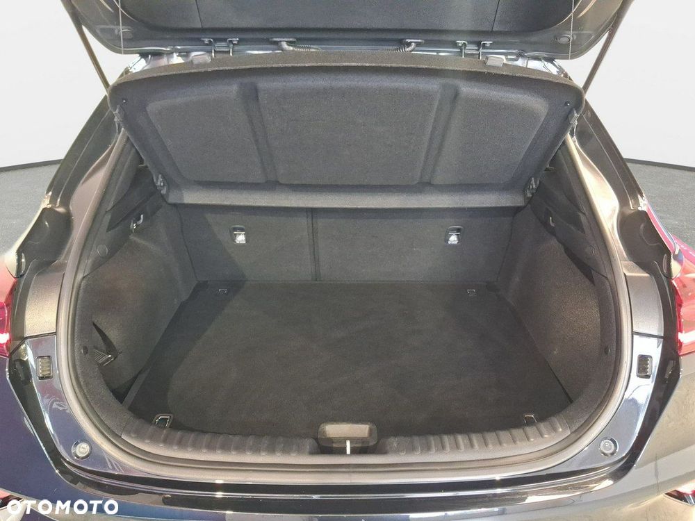 Kia XCeed - 14